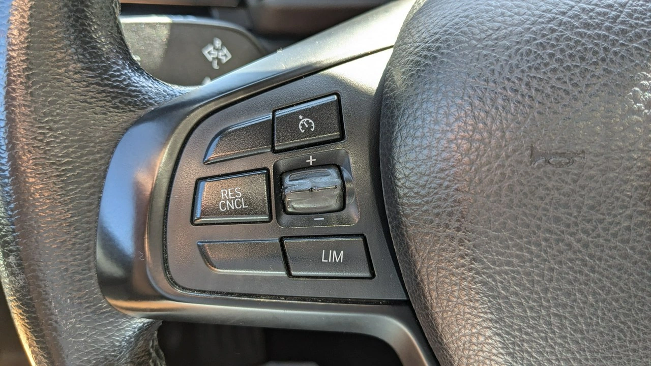 BMW 216 - Zdjęcie 23