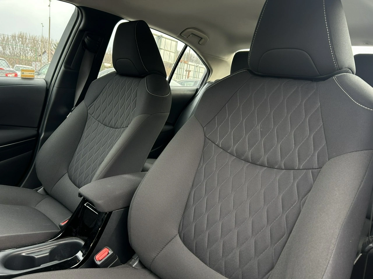 Toyota Corolla - Zdjęcie 4