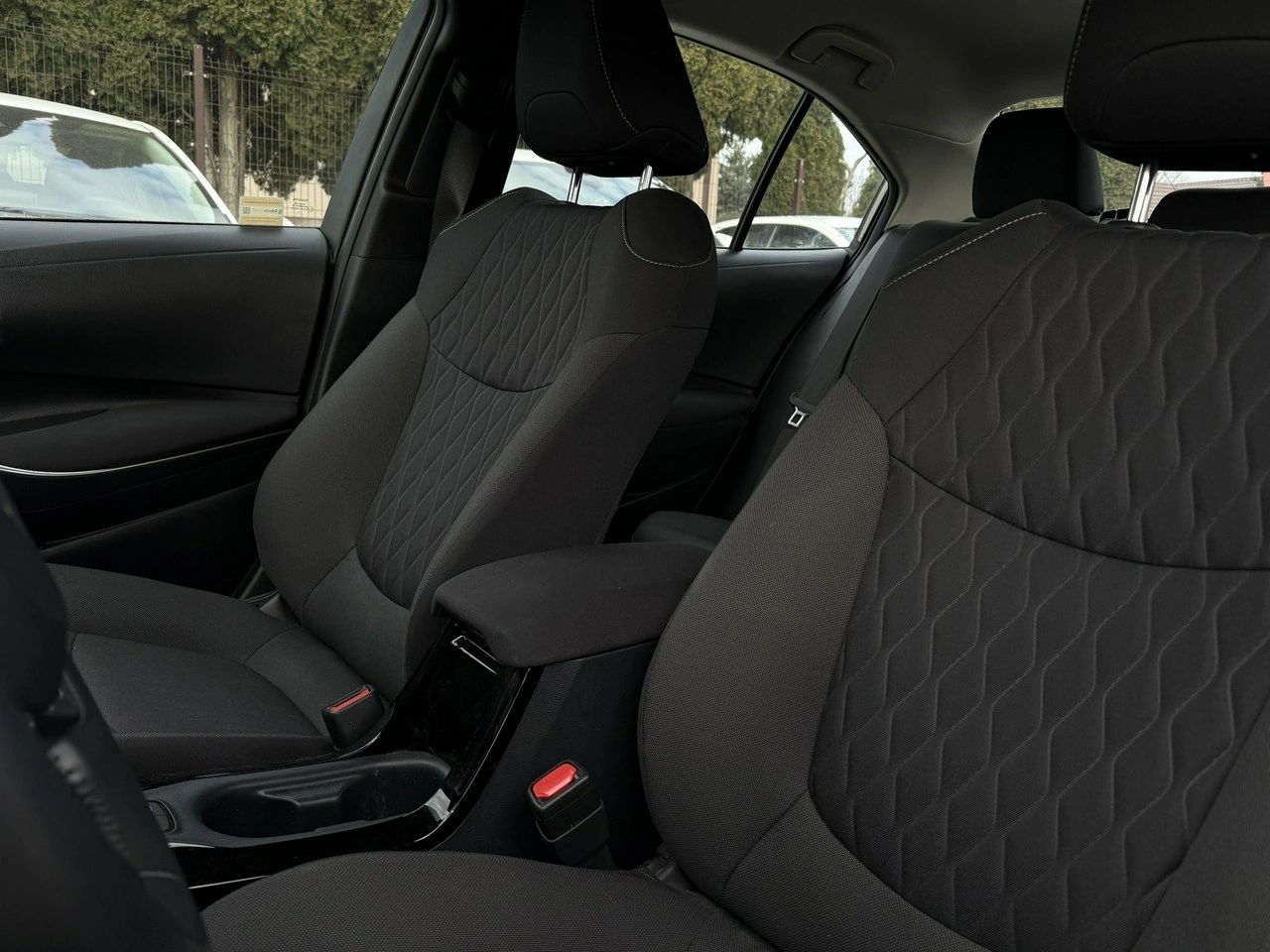 Toyota Corolla - Zdjęcie 4