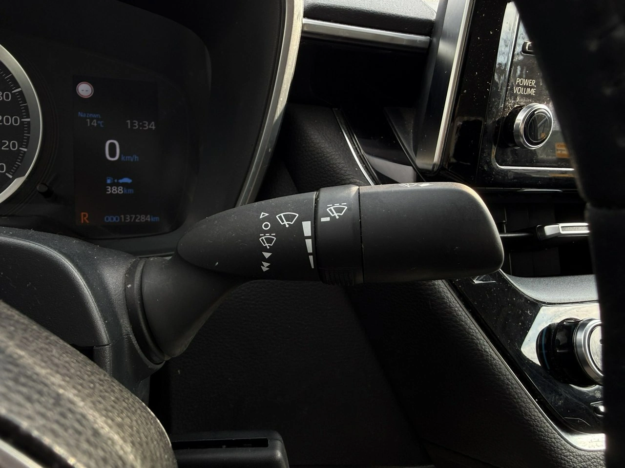 Toyota Corolla - Zdjęcie 6