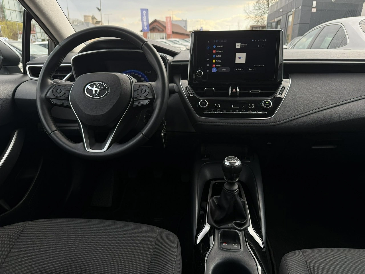 Toyota Corolla - Zdjęcie 11