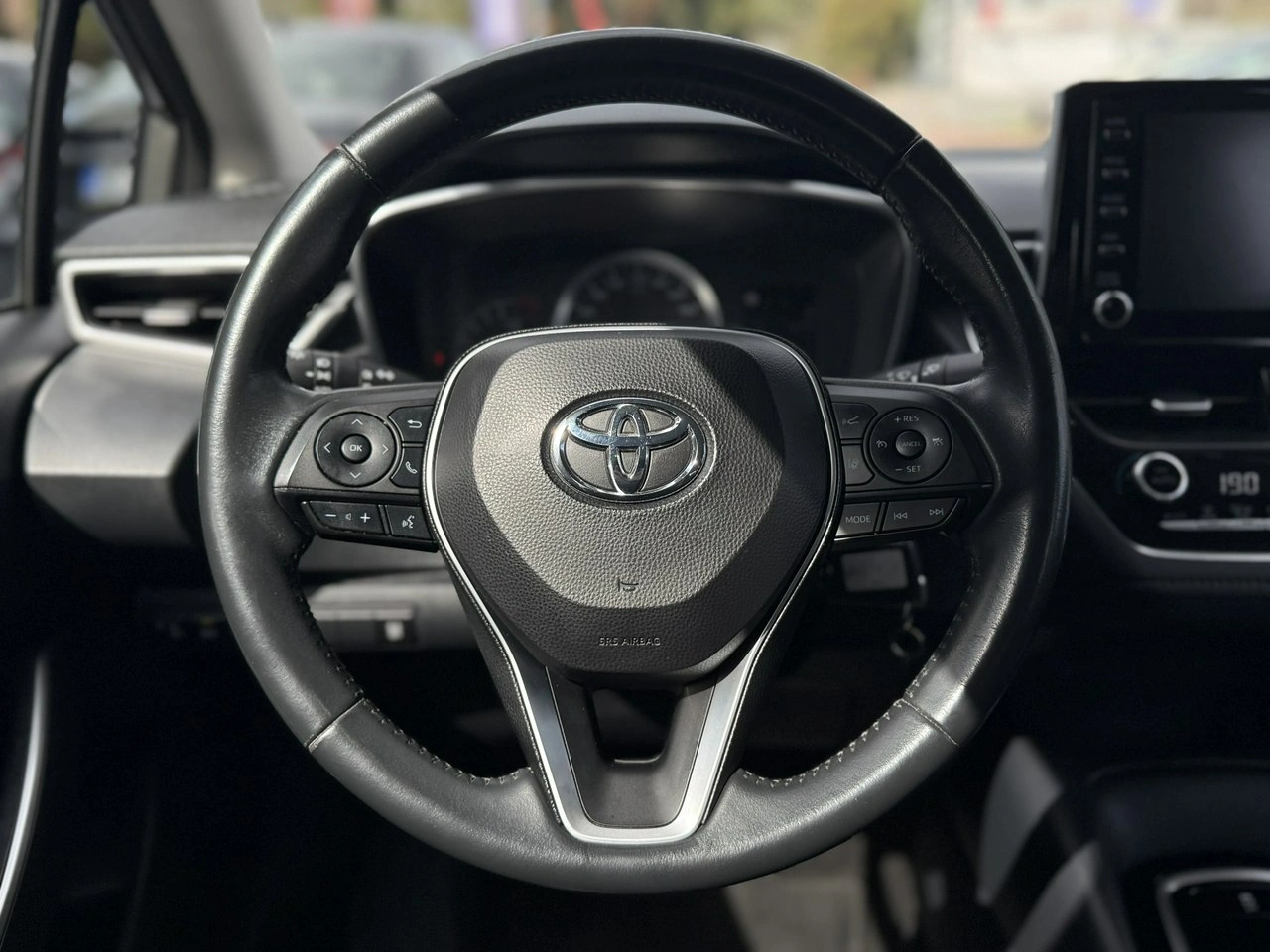 Toyota Corolla - Zdjęcie 15