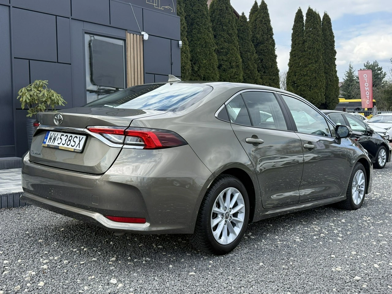 Toyota Corolla - Zdjęcie 8