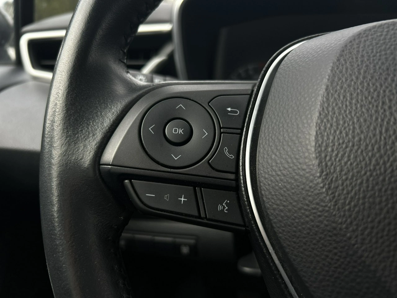 Toyota Corolla - Zdjęcie 7