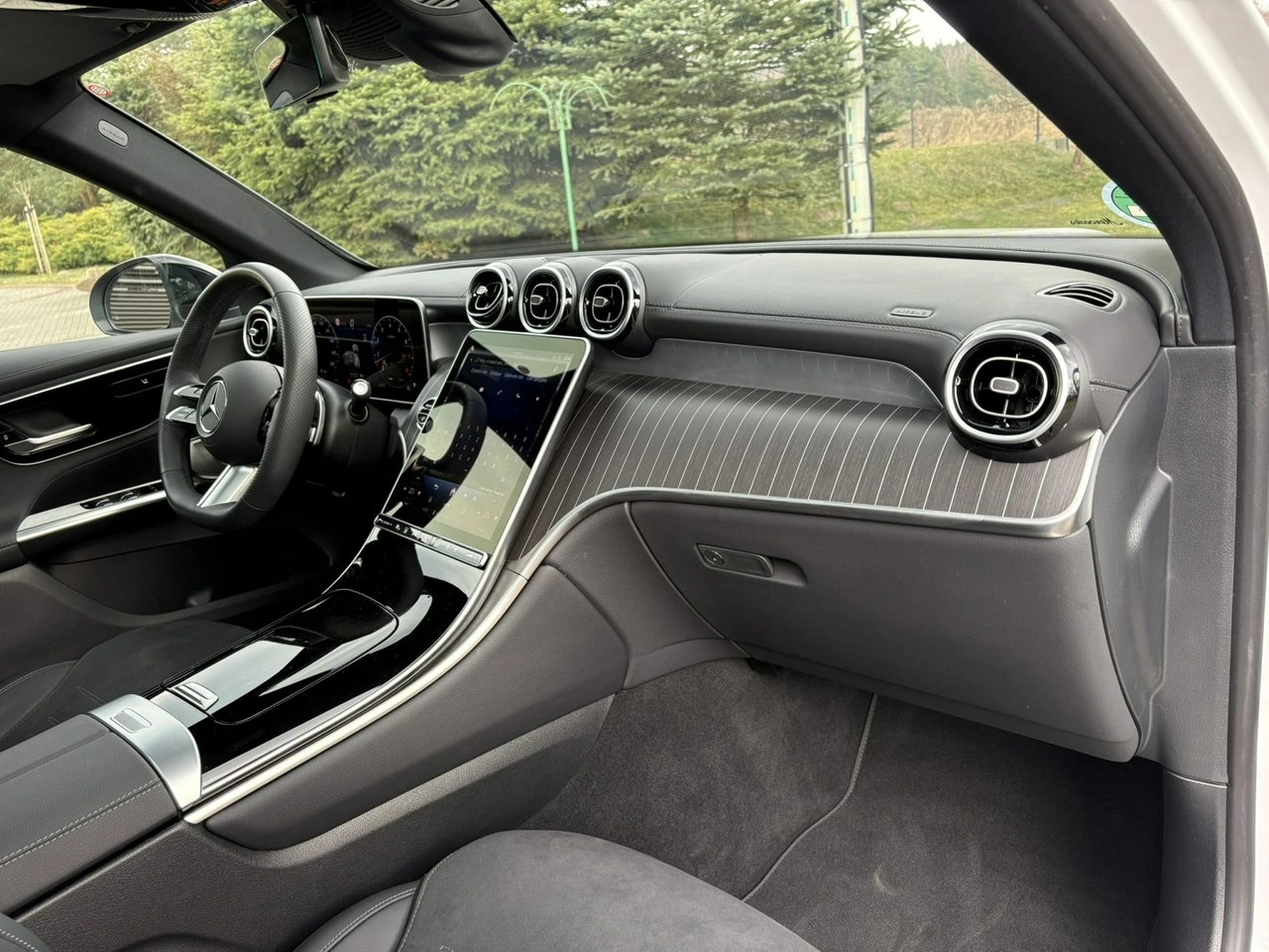 Mercedes GLC 200 - Zdjęcie 16