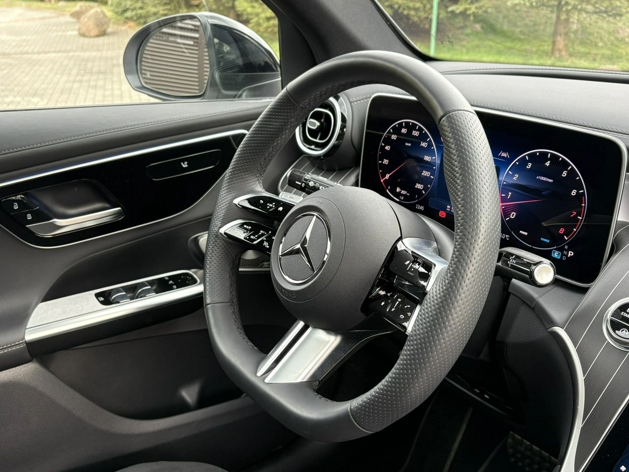 Mercedes GLC 200 - Zdjęcie 17