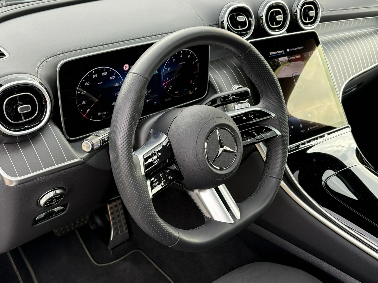 Mercedes GLC 200 - Zdjęcie 27