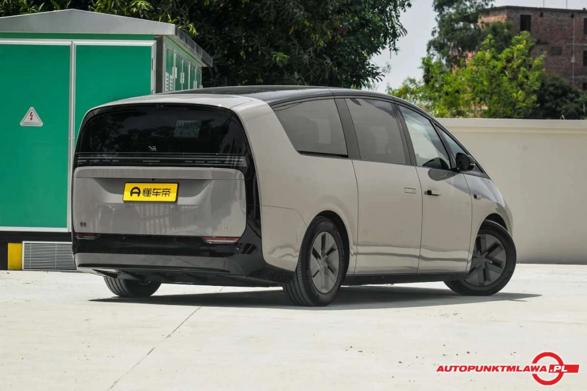 Li Mega - Zdjęcie 6