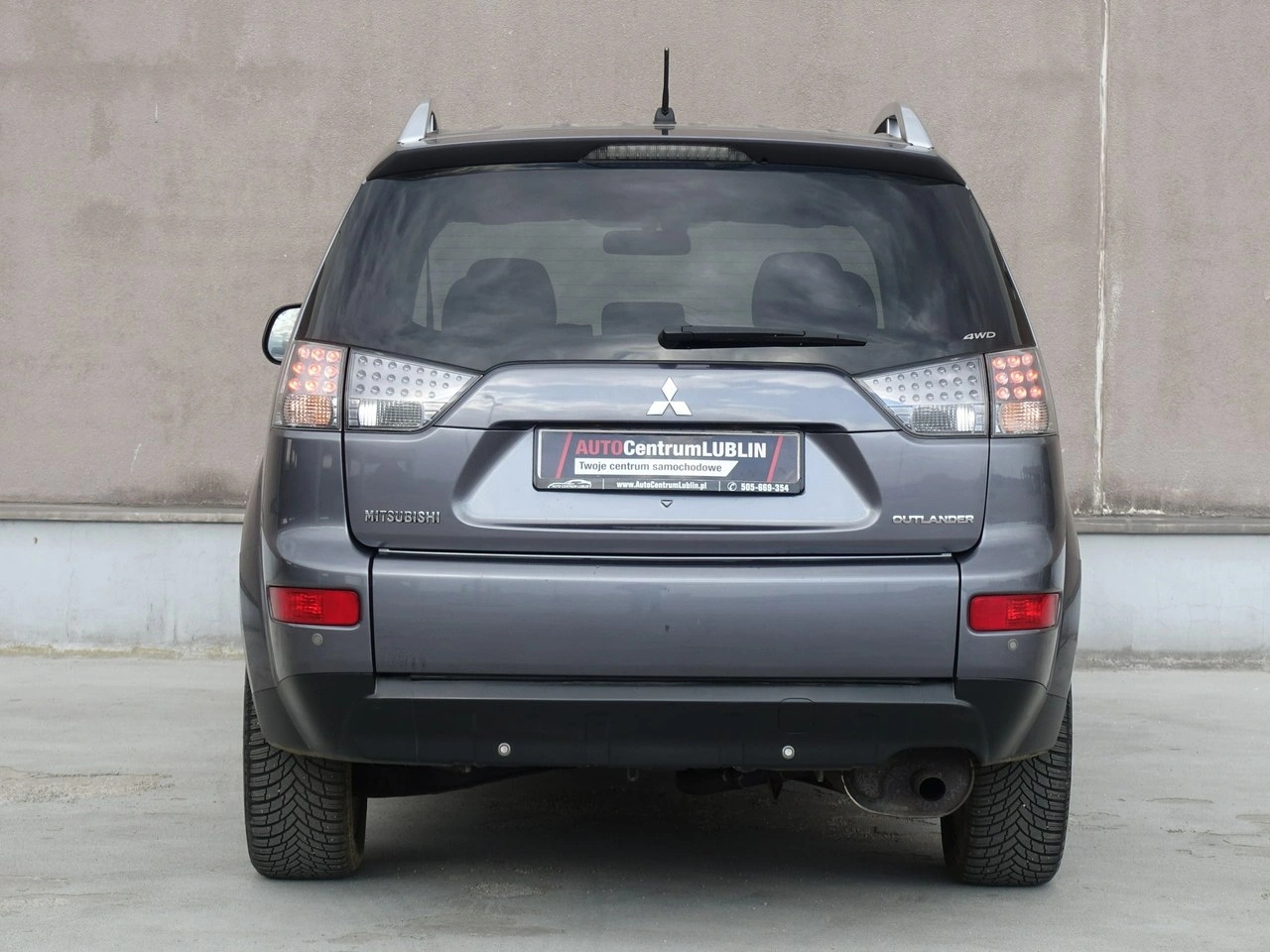 Mitsubishi Outlander - Zdjęcie 8