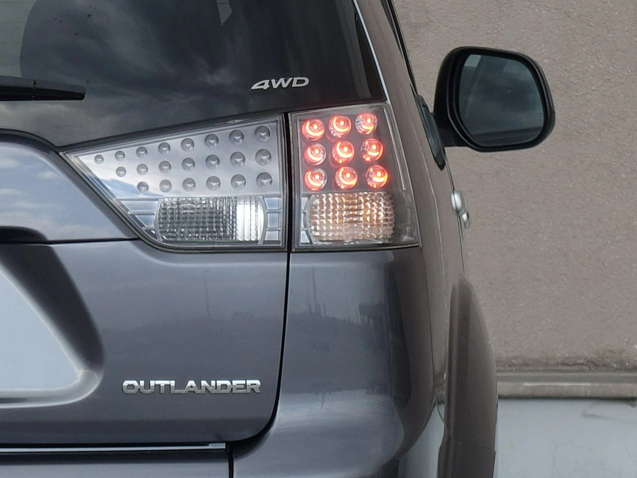 Mitsubishi Outlander - Zdjęcie 28