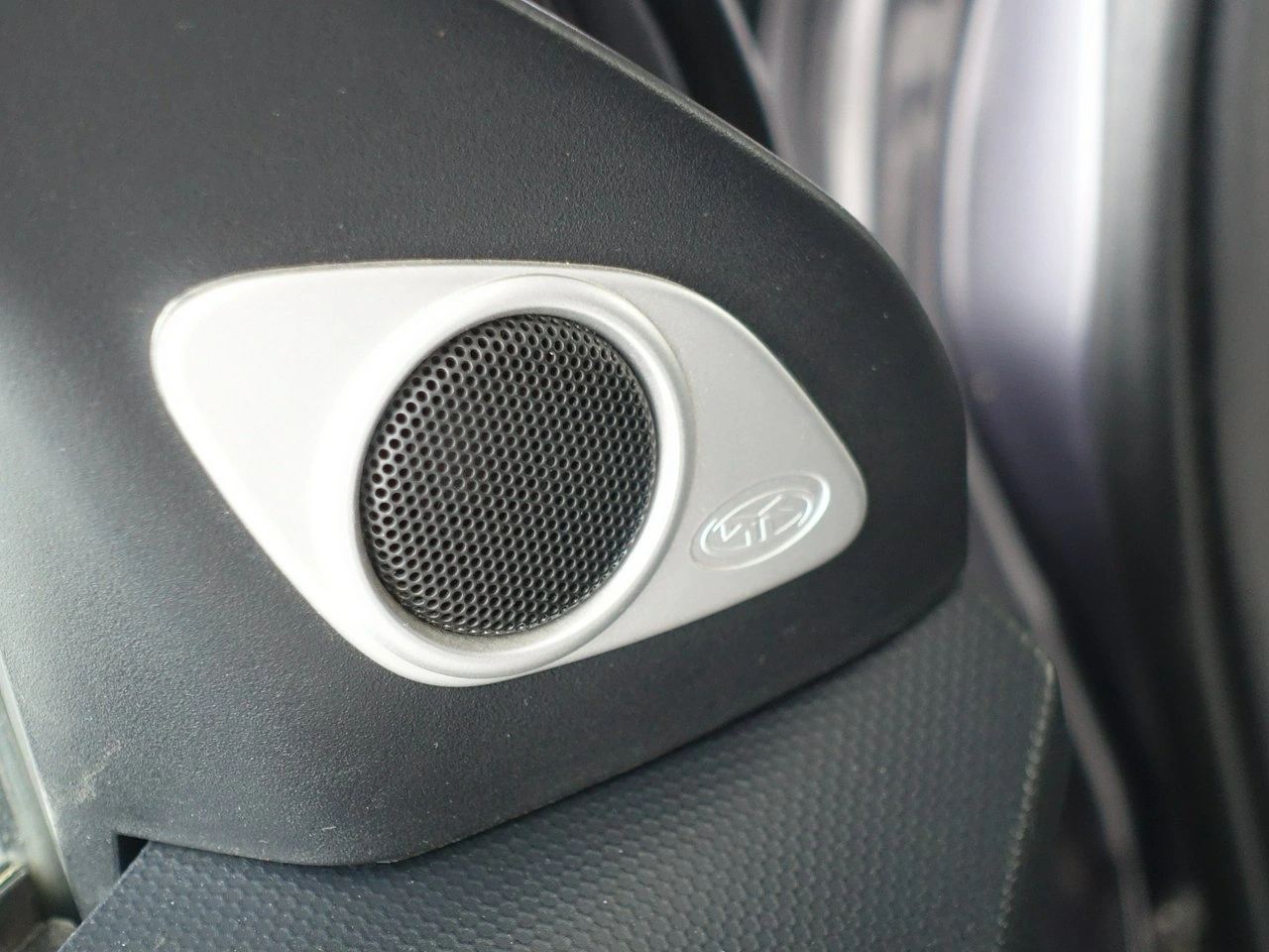 Mitsubishi Outlander - Zdjęcie 18