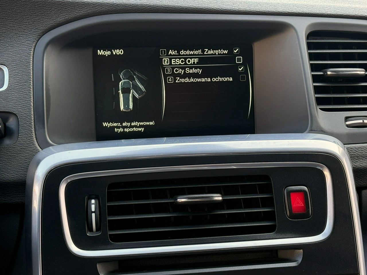 Volvo V60 - Zdjęcie 39