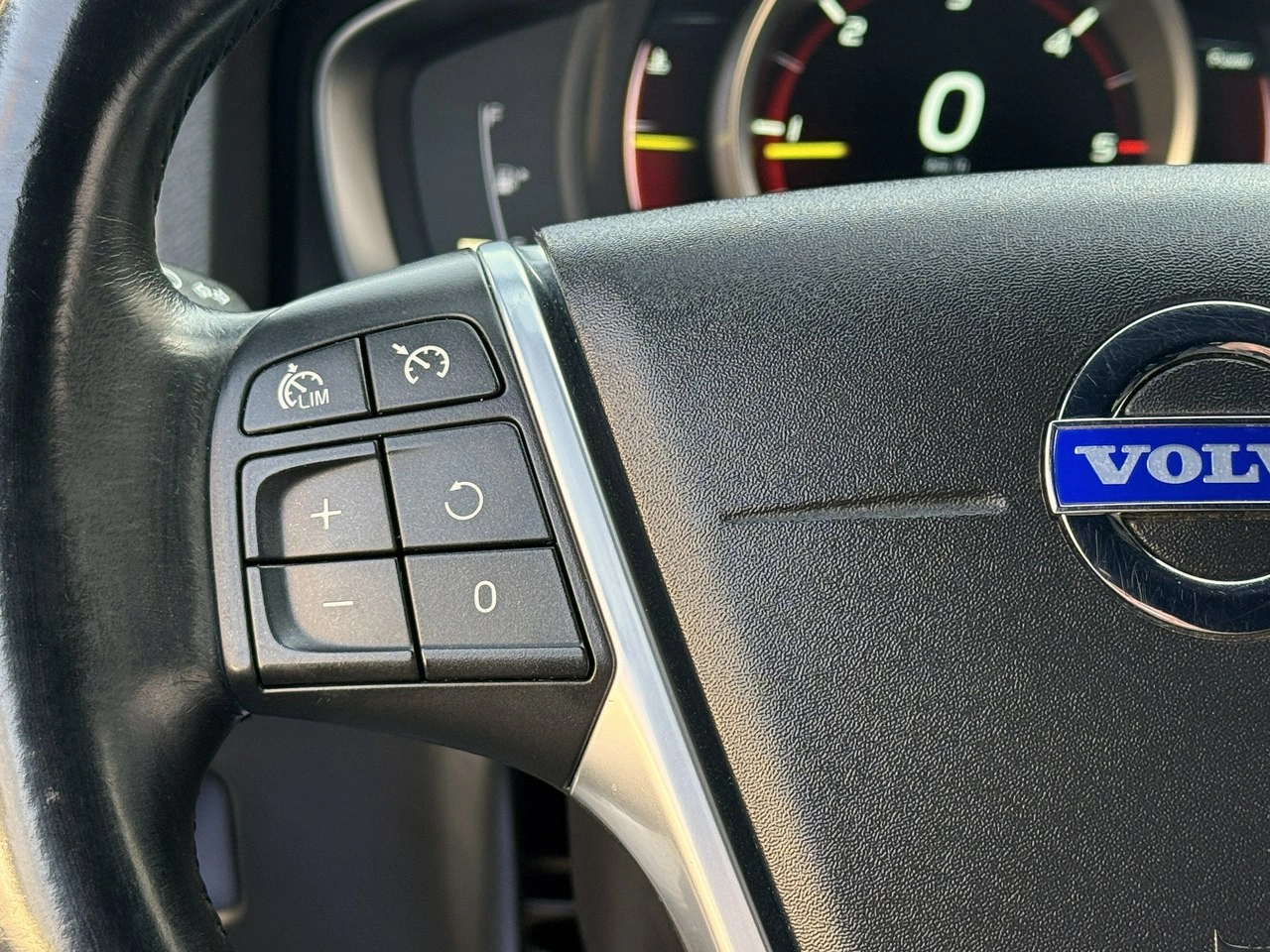 Volvo V60 - Zdjęcie 9