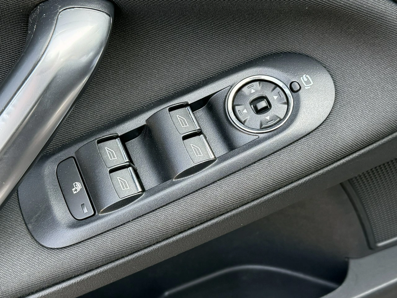 Ford Mondeo - Zdjęcie 7