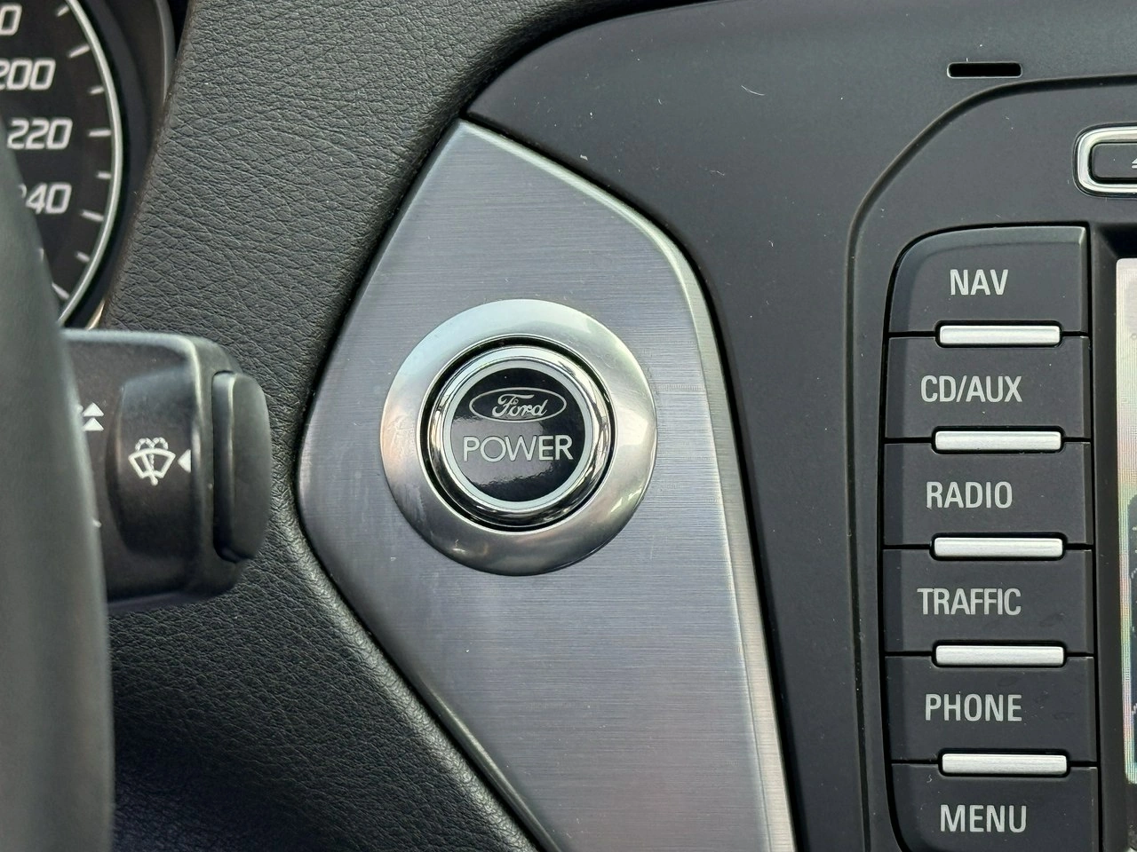 Ford Mondeo - Zdjęcie 12