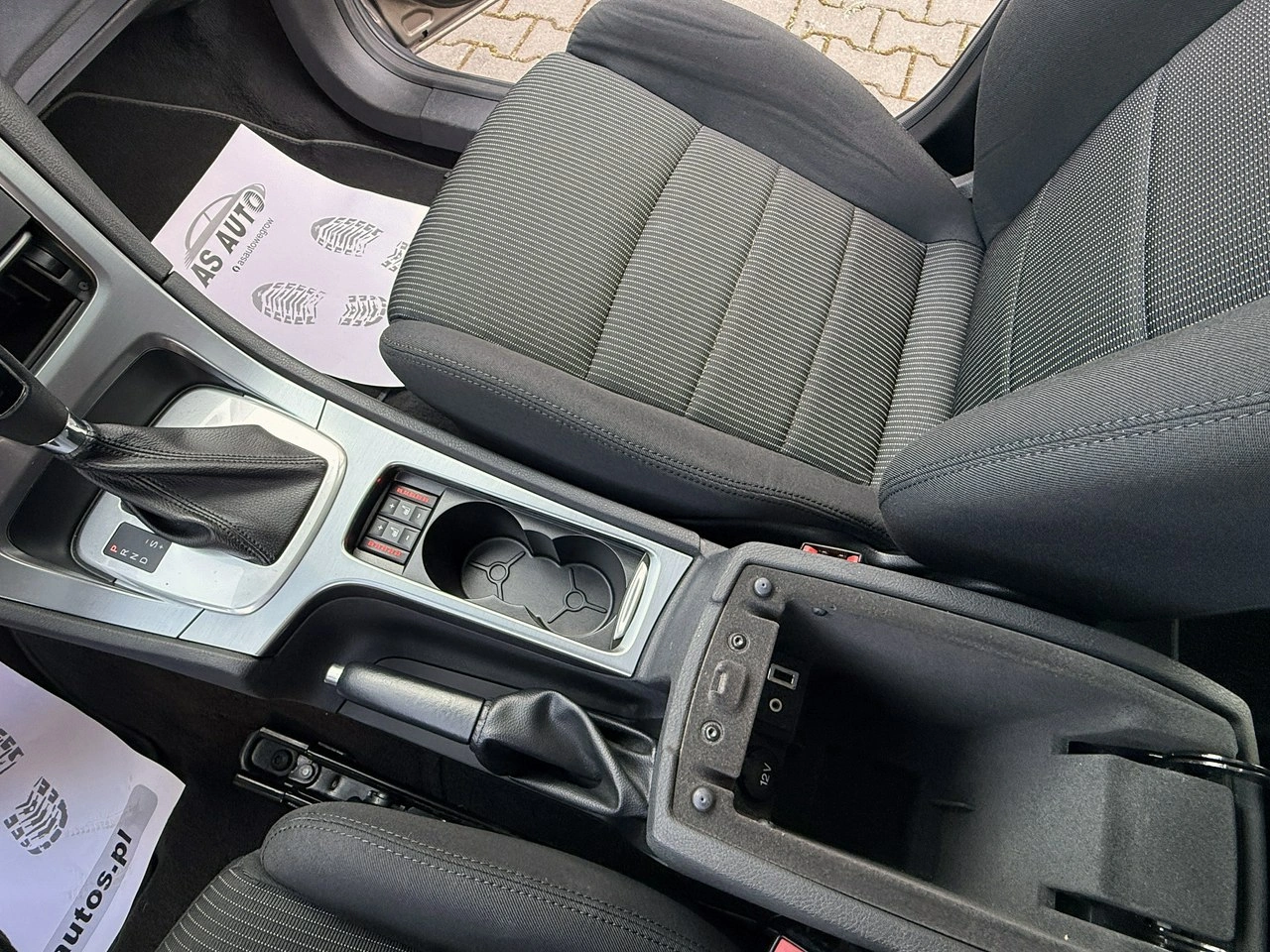 Ford Mondeo - Zdjęcie 77