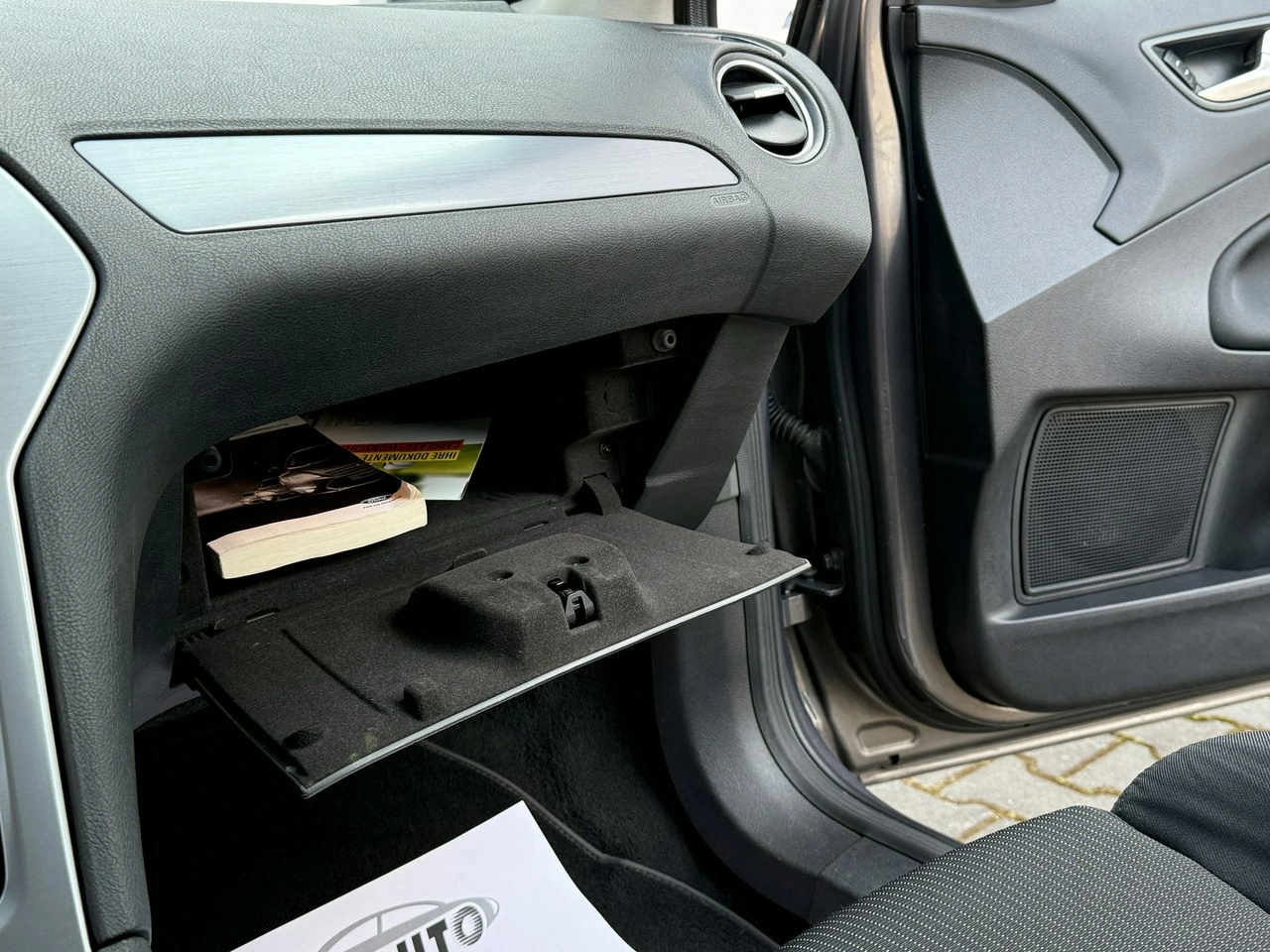 Ford Mondeo - Zdjęcie 75