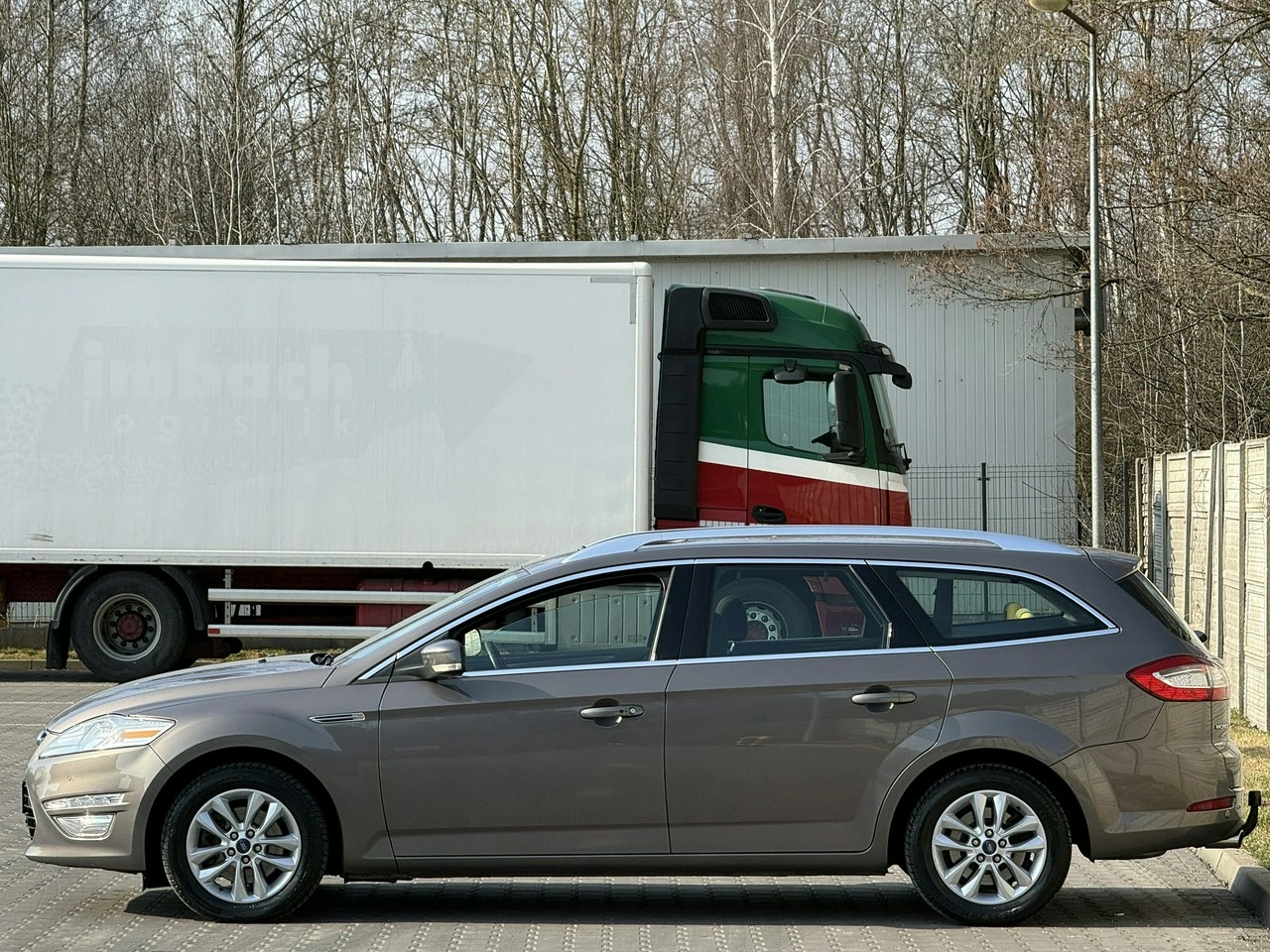 Ford Mondeo - Zdjęcie 26