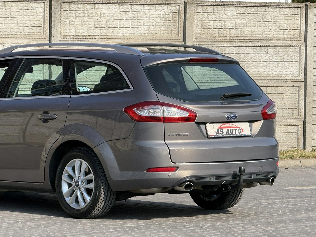 Ford Mondeo - Zdjęcie 39