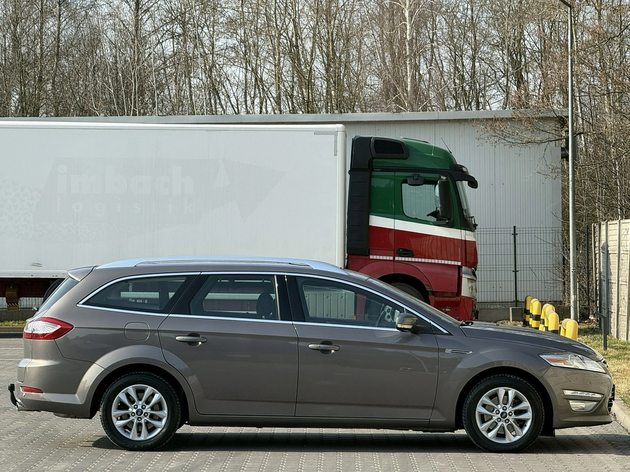 Ford Mondeo - Zdjęcie 47