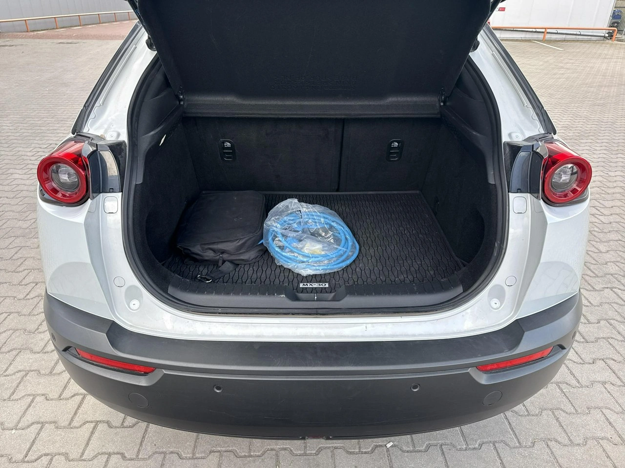 Mazda MX-30 - Zdjęcie 13