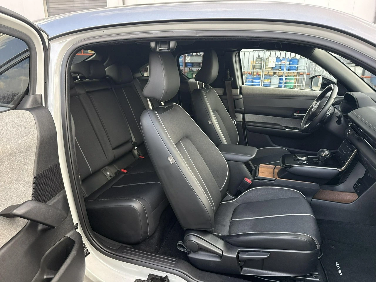 Mazda MX-30 - Zdjęcie 16