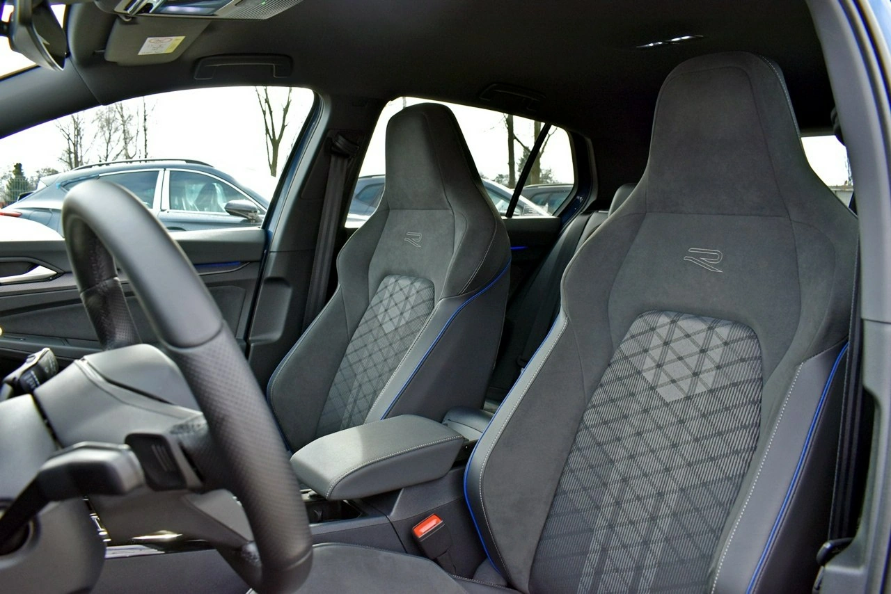 Volkswagen Golf - Zdjęcie 9