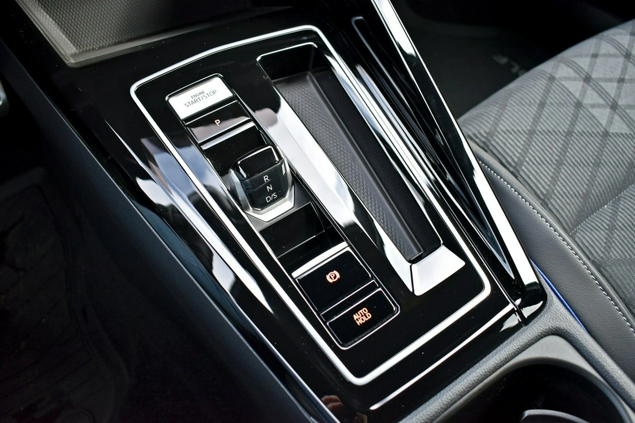 Volkswagen Golf - Zdjęcie 25