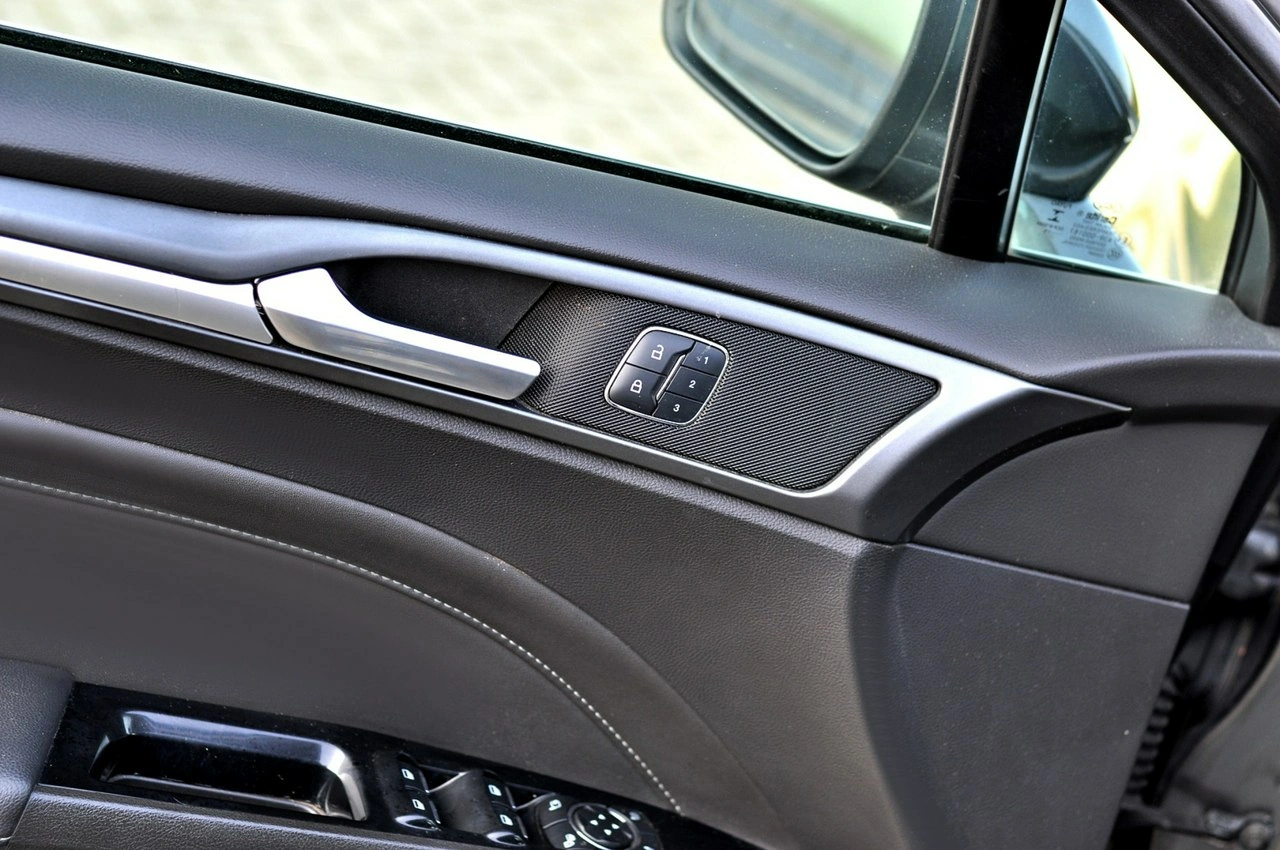 Ford Mondeo - Zdjęcie 12
