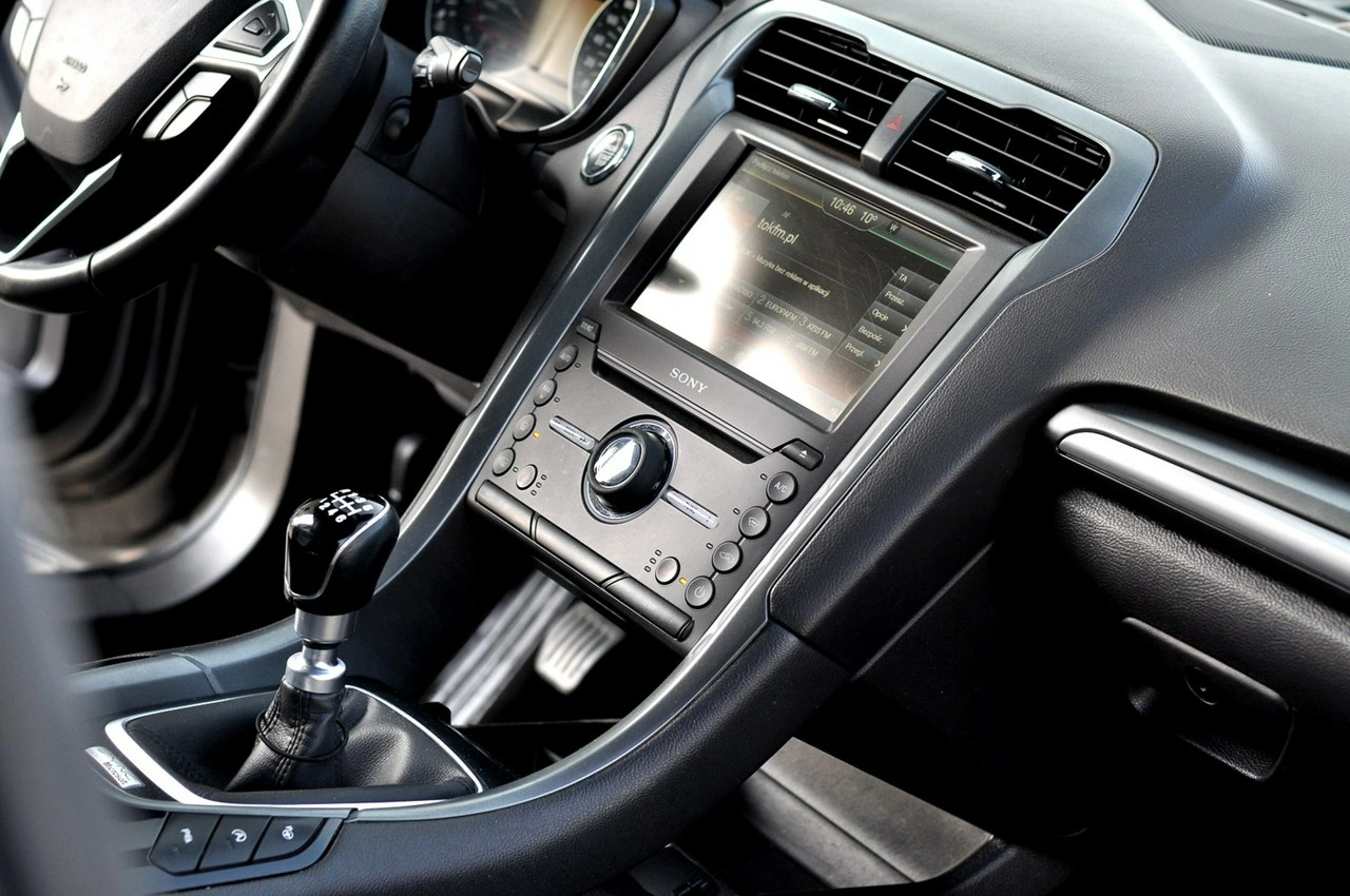 Ford Mondeo - Zdjęcie 14