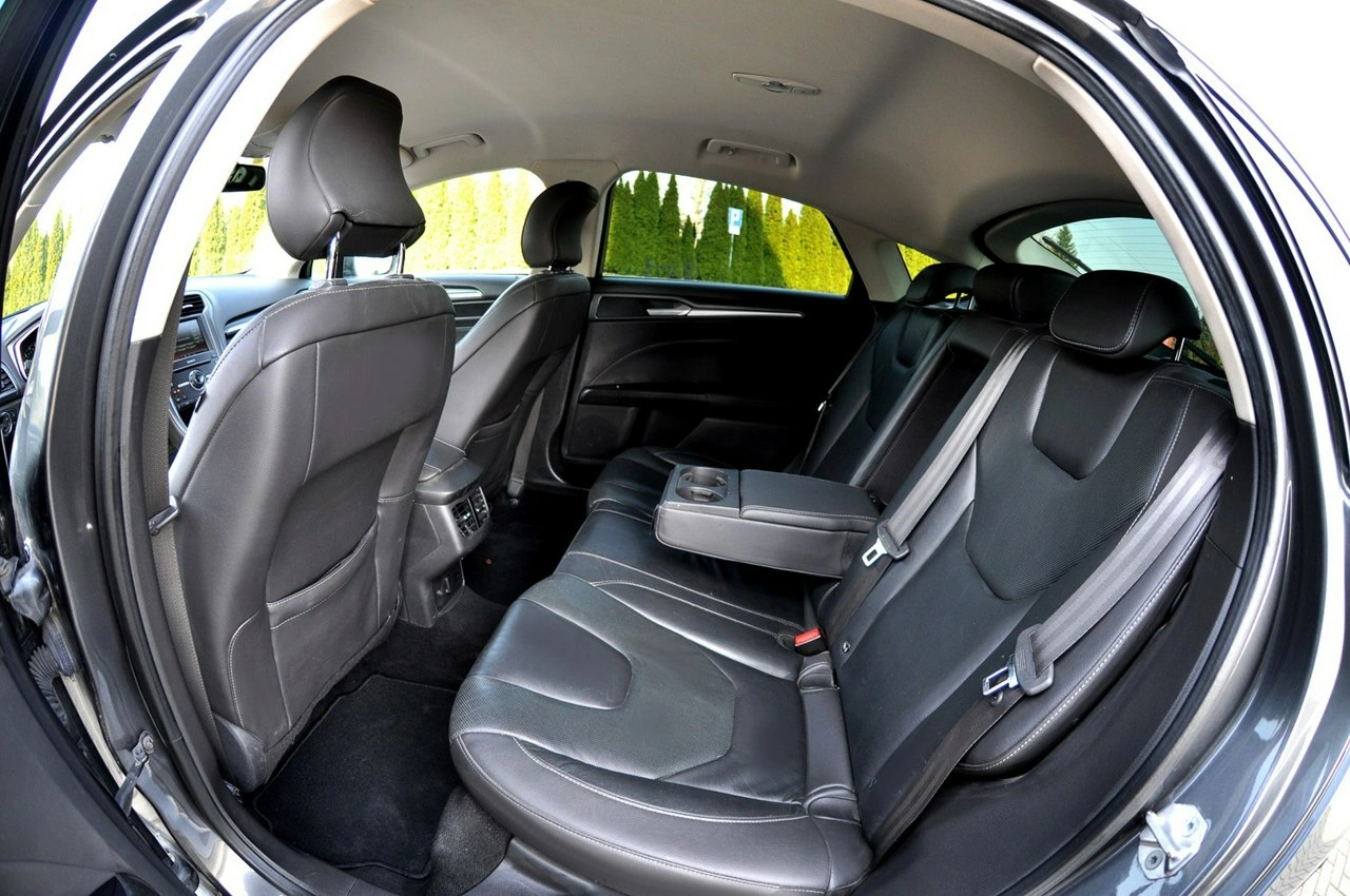 Ford Mondeo - Zdjęcie 8