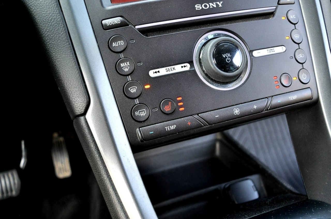 Ford Mondeo - Zdjęcie 28