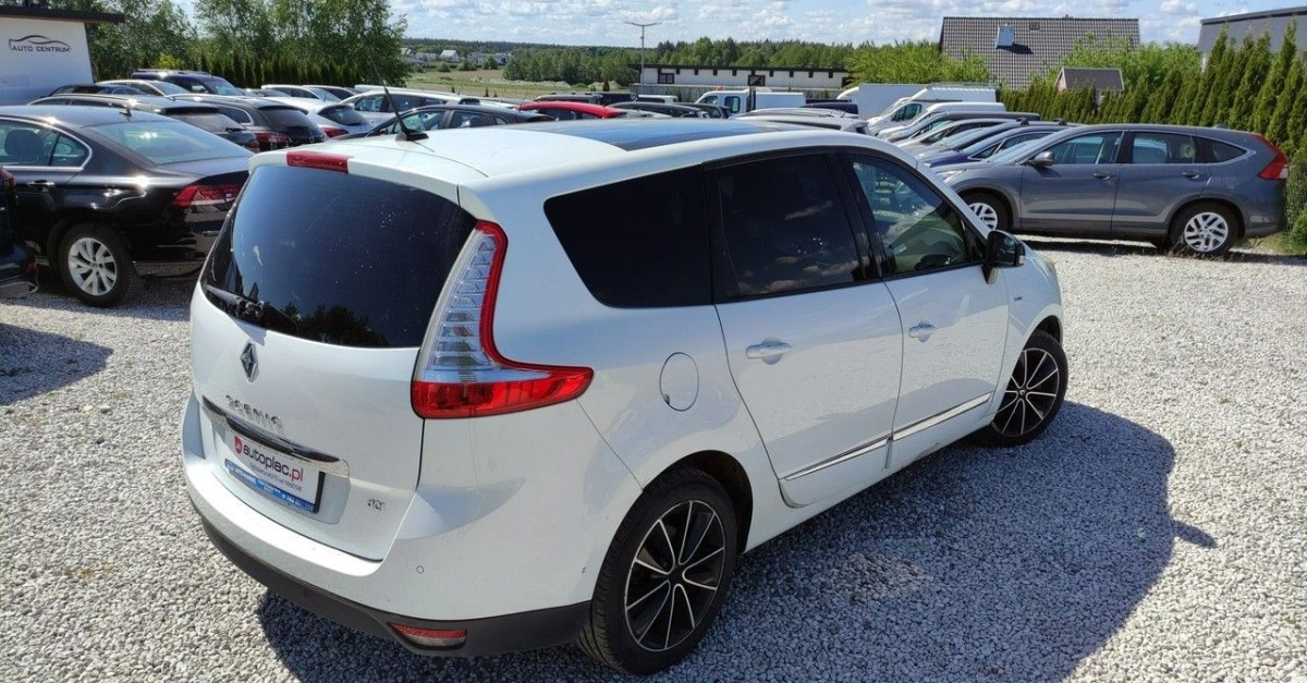Renault Grand Scenic - Zdjęcie 15