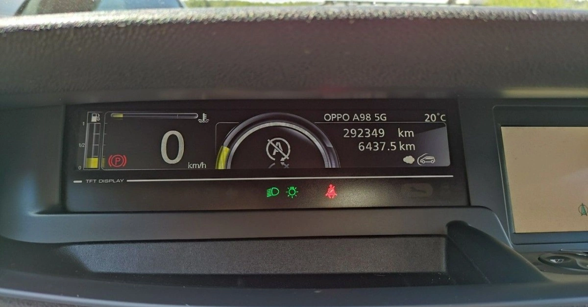 Renault Grand Scenic - Zdjęcie 37