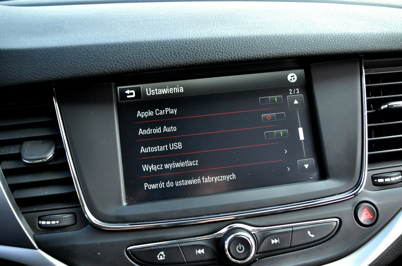 Opel Astra Sports Tourer - Zdjęcie 25