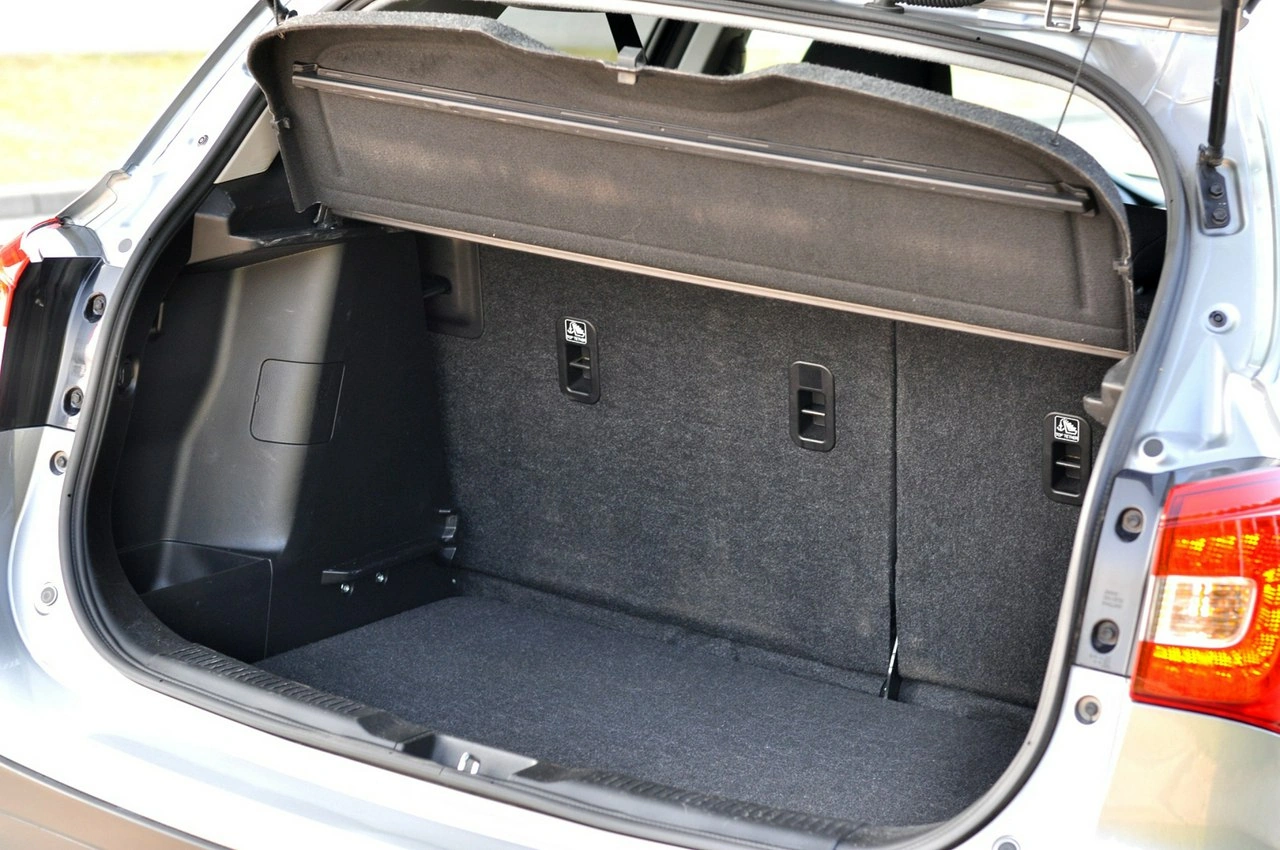 Suzuki SX4 S-Cross - Zdjęcie 10