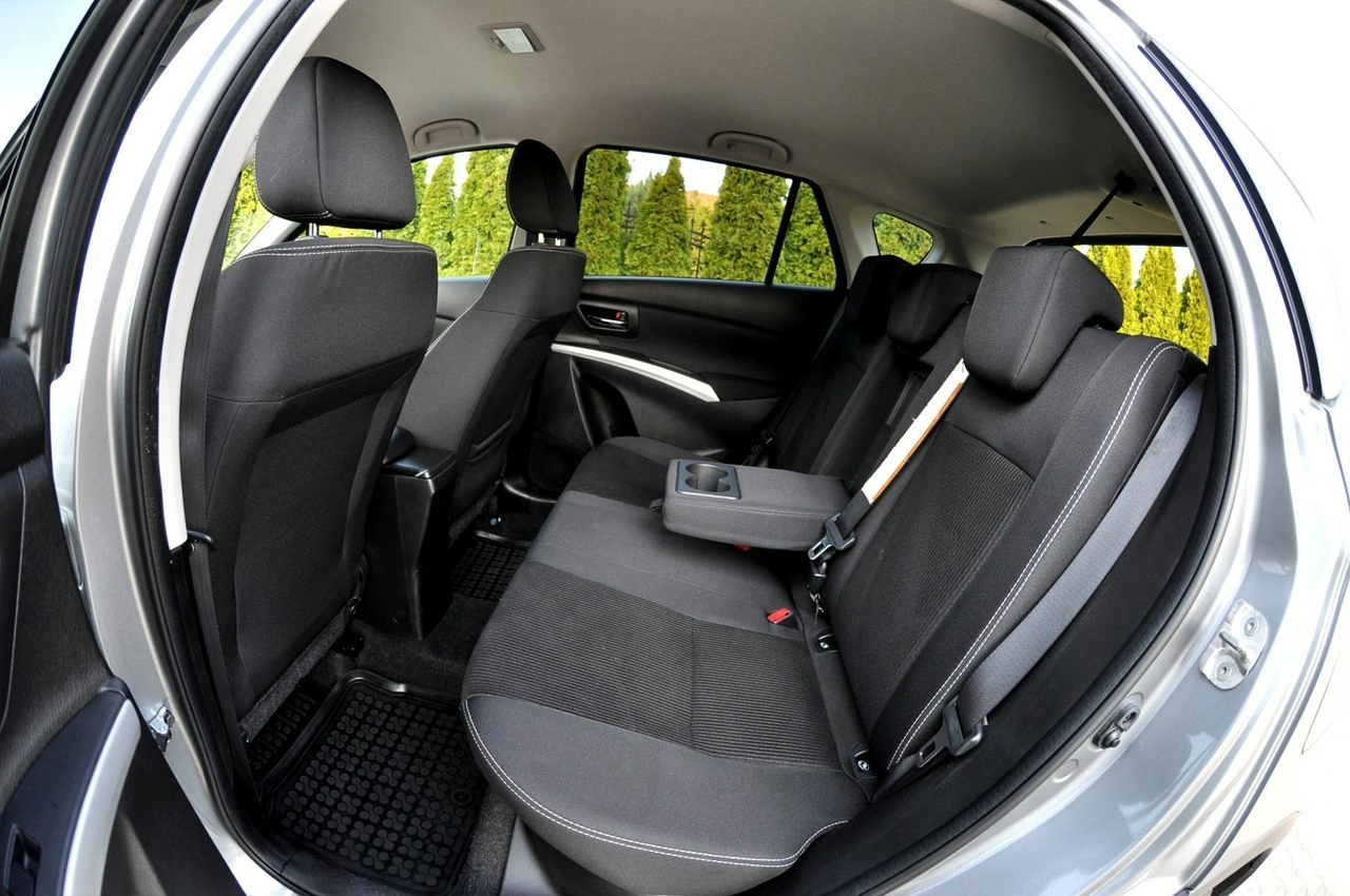 Suzuki SX4 S-Cross - Zdjęcie 8