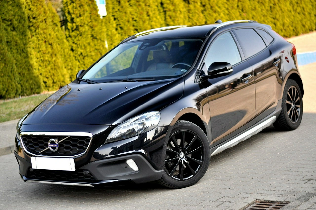 Volvo V40 Cross Country - Główne zdjęcie