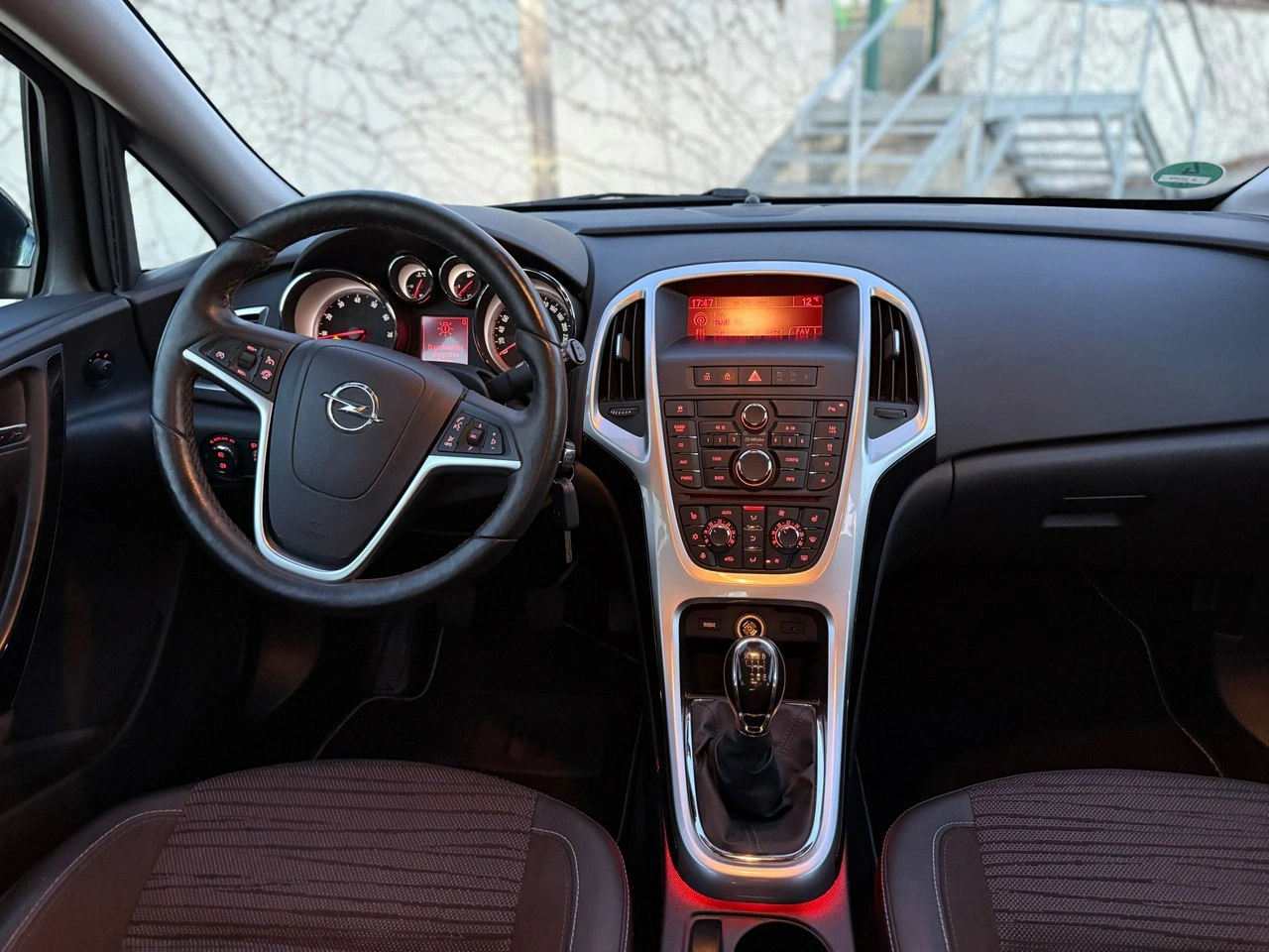 Opel Astra - Zdjęcie 16