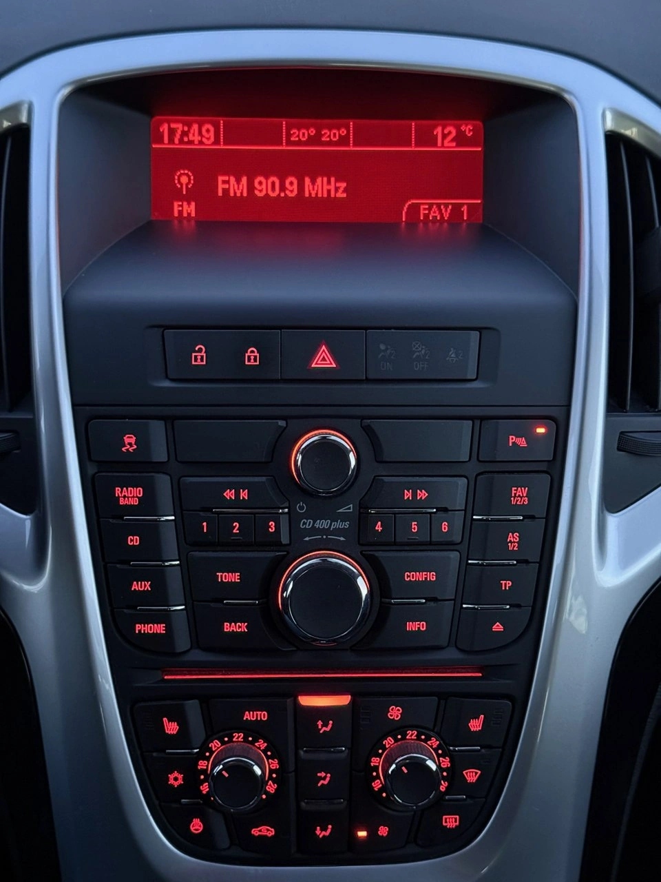 Opel Astra - Zdjęcie 25