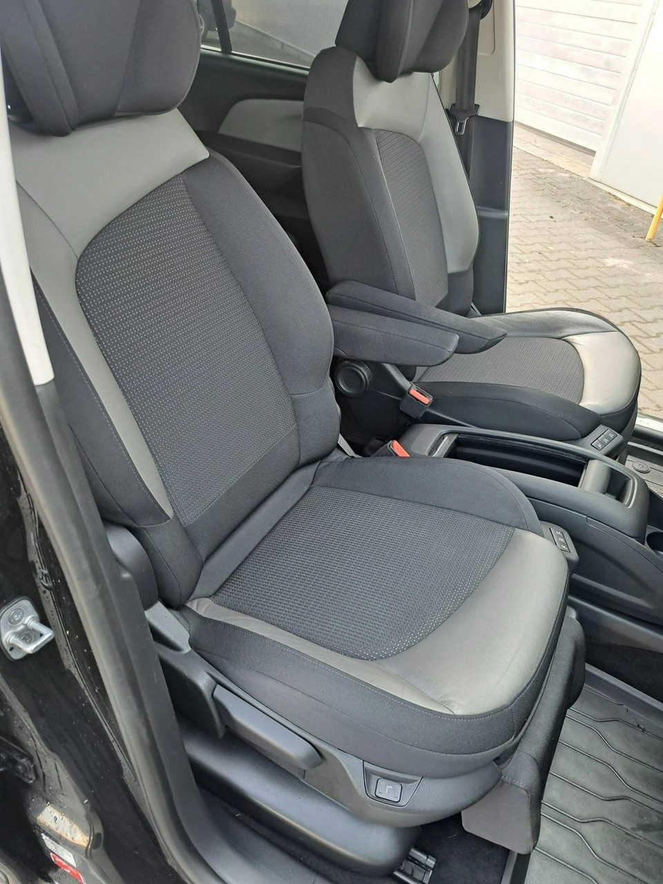 Citroën C4 Grand Picasso - Zdjęcie 27