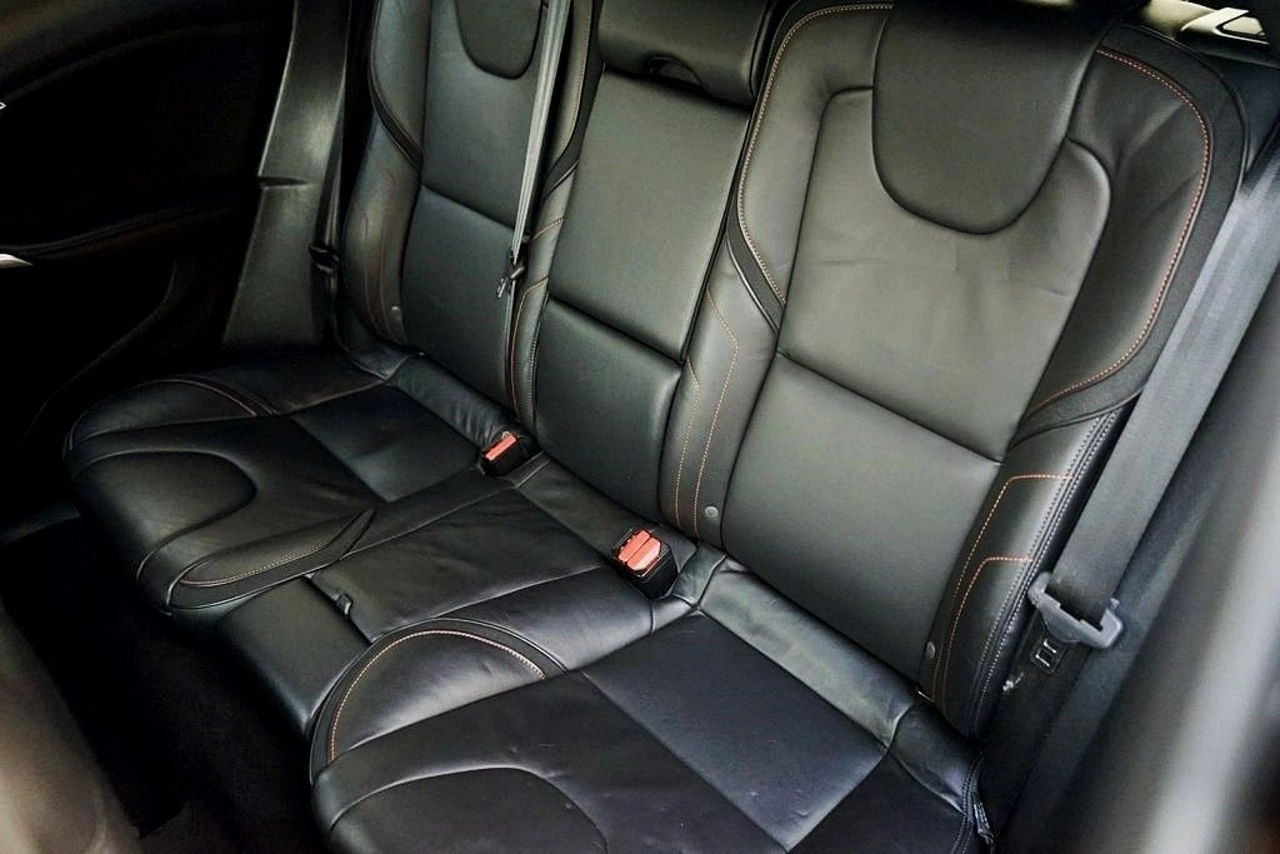 Volvo V40 Cross Country - Zdjęcie 20