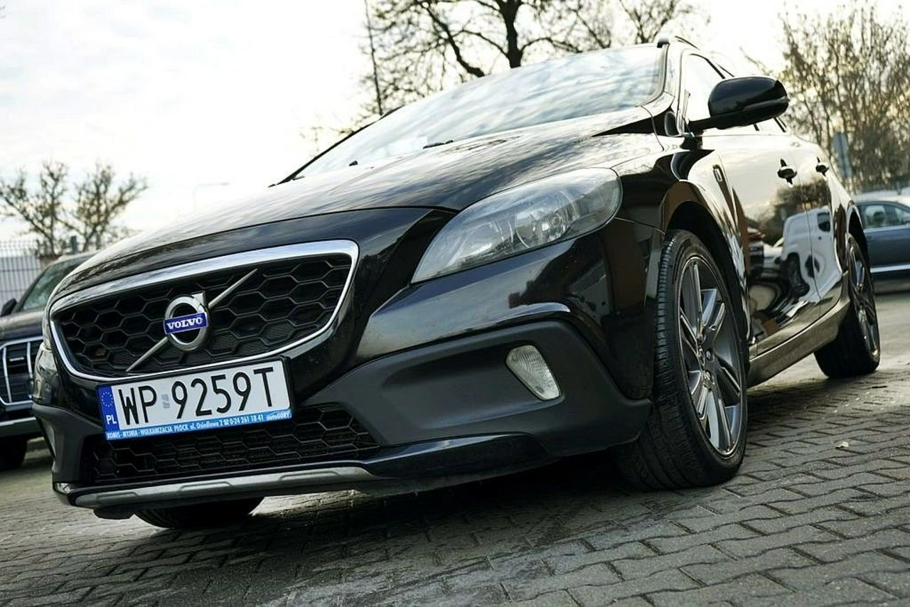 Volvo V40 Cross Country - Główne zdjęcie