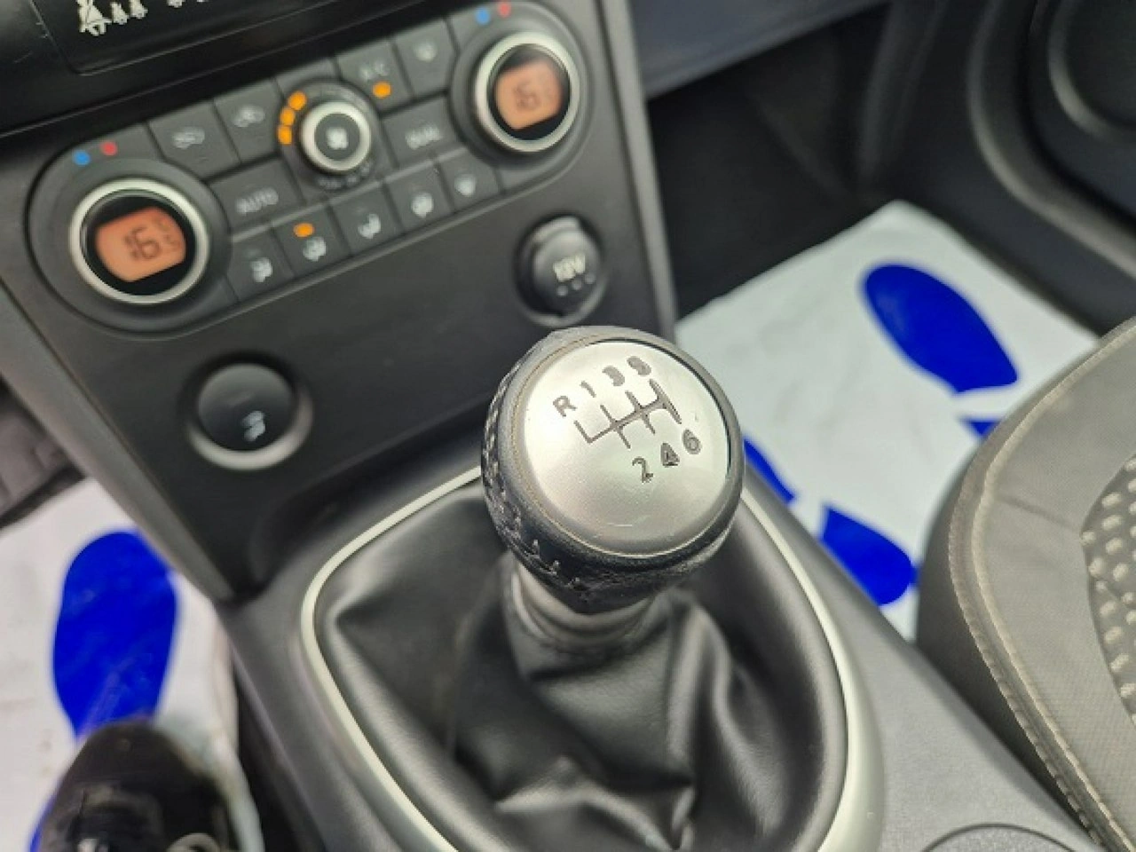 Nissan Qashqai+2 - Zdjęcie 25