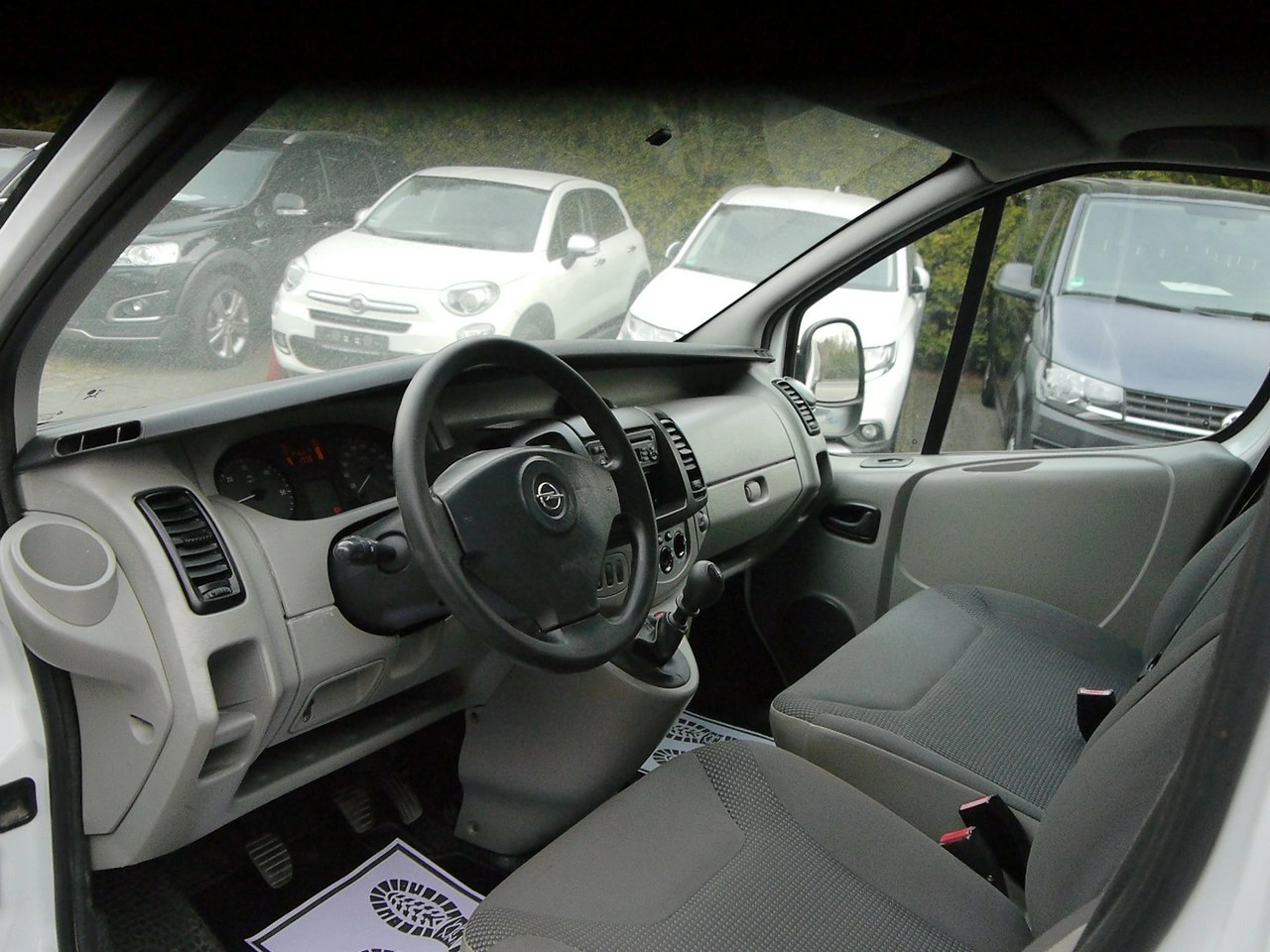 Opel Vivaro - Zdjęcie 19