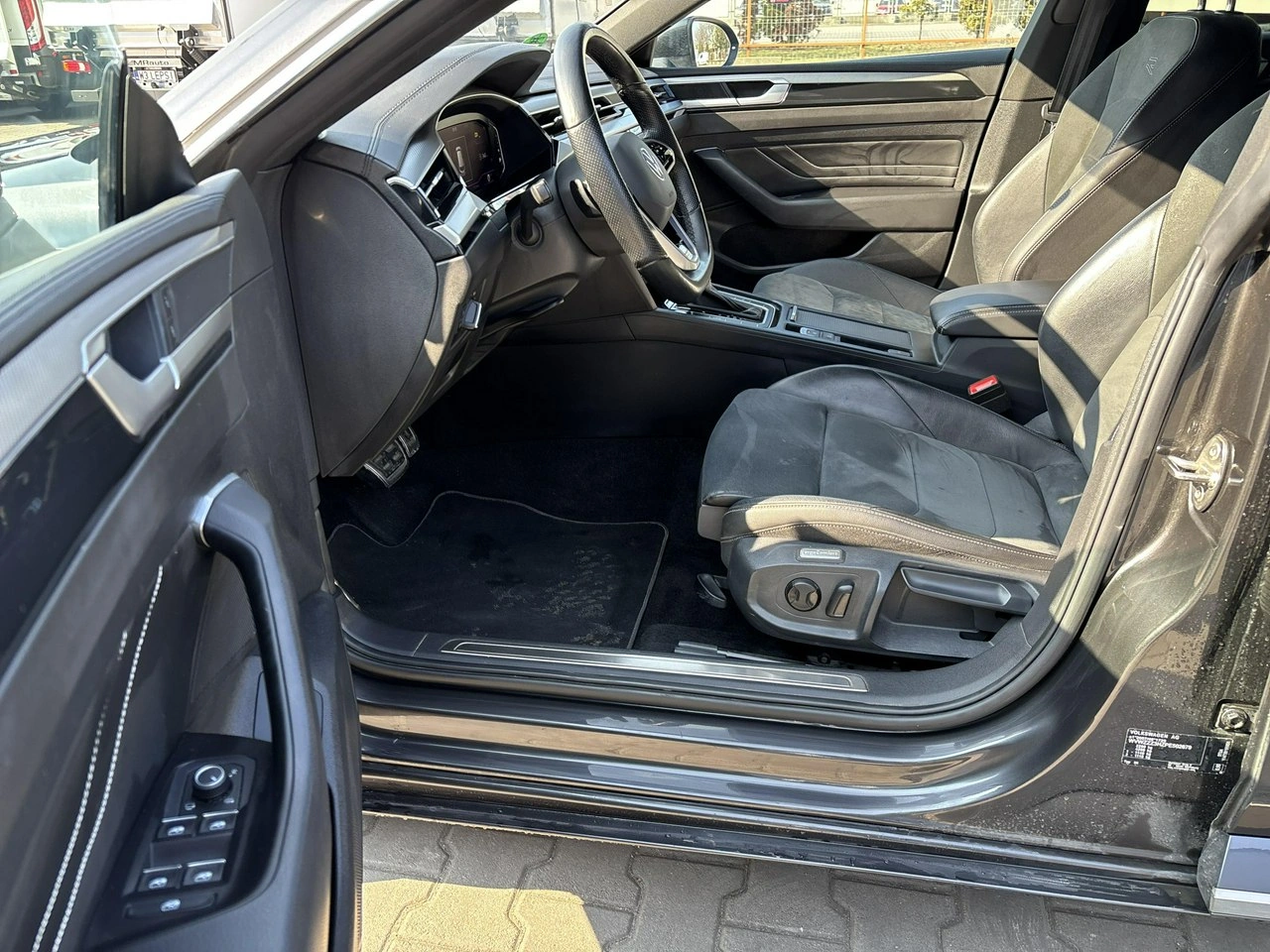 Volkswagen Arteon - Zdjęcie 10