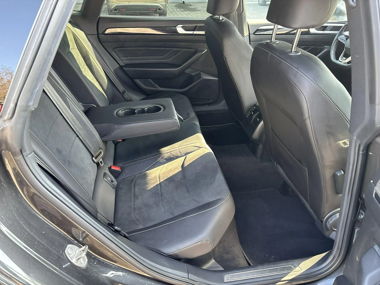 Volkswagen Arteon - Zdjęcie 16