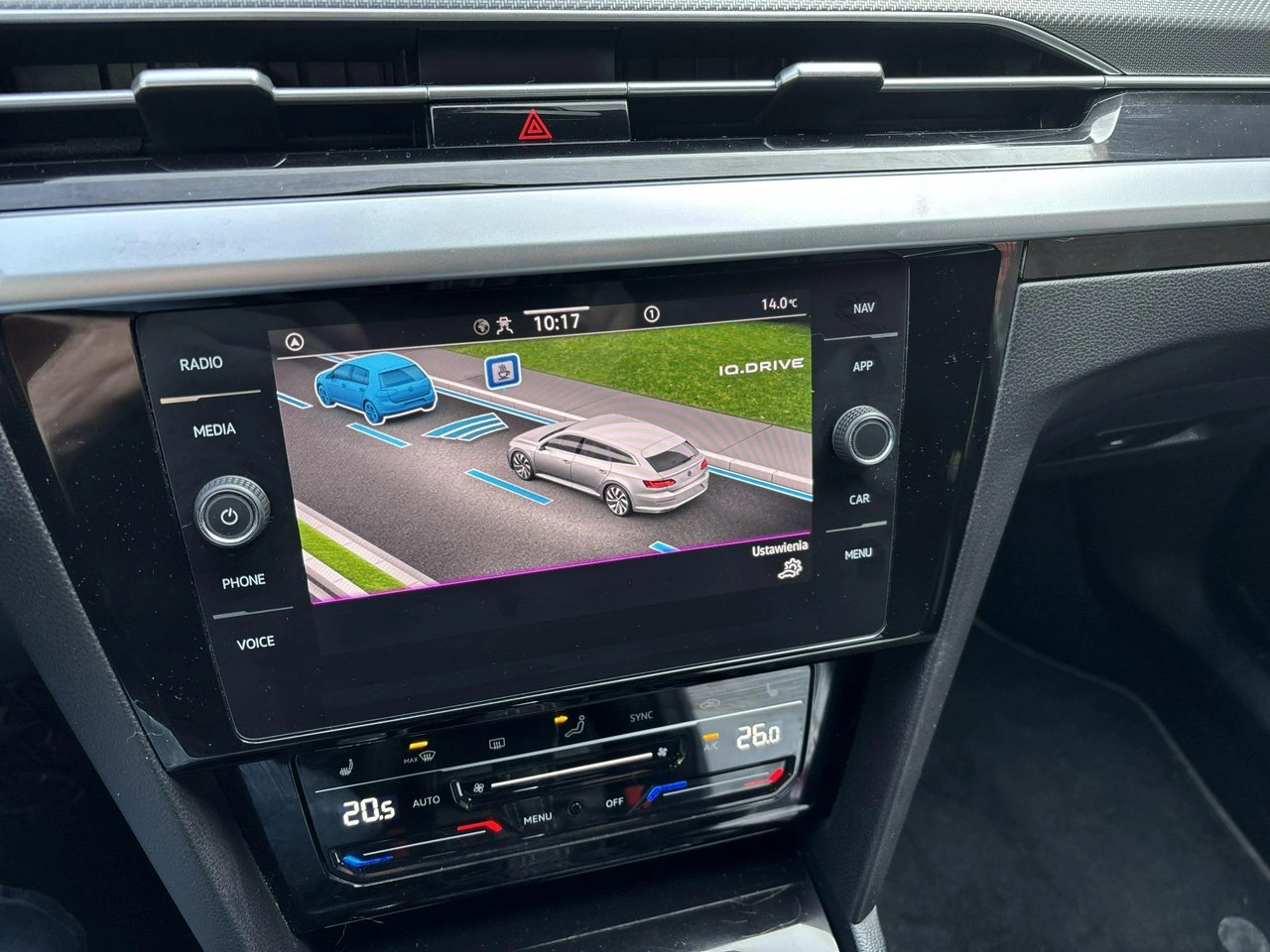 Volkswagen Arteon - Zdjęcie 22