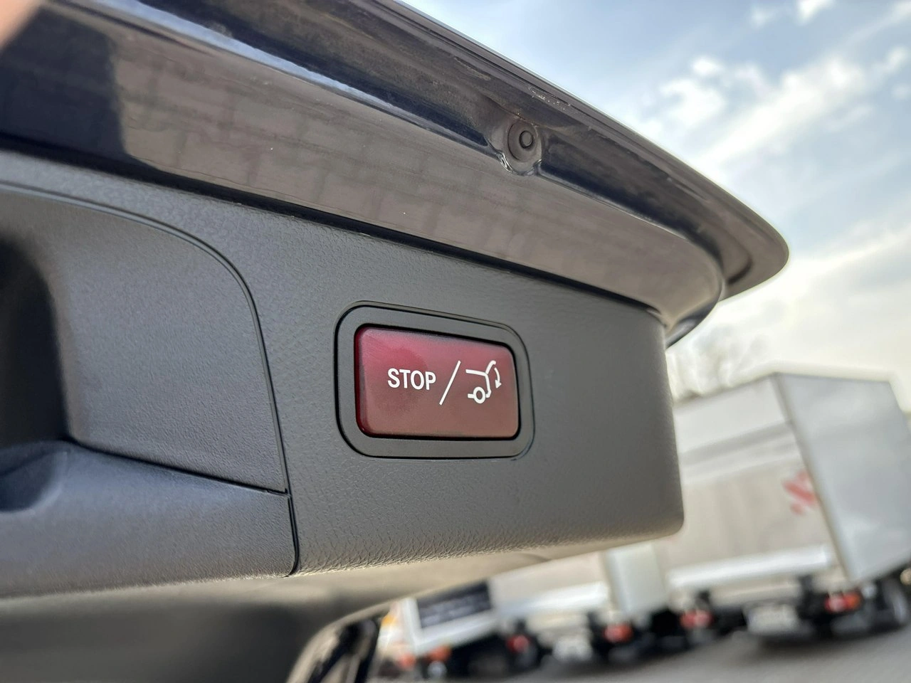 Mercedes GLC 300 - Zdjęcie 15