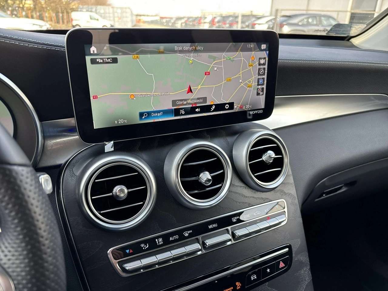 Mercedes GLC 300 - Zdjęcie 22